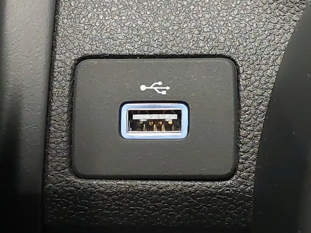 2020-jeep-compass-14-multiair-ii-limited-138bhp-big-17
