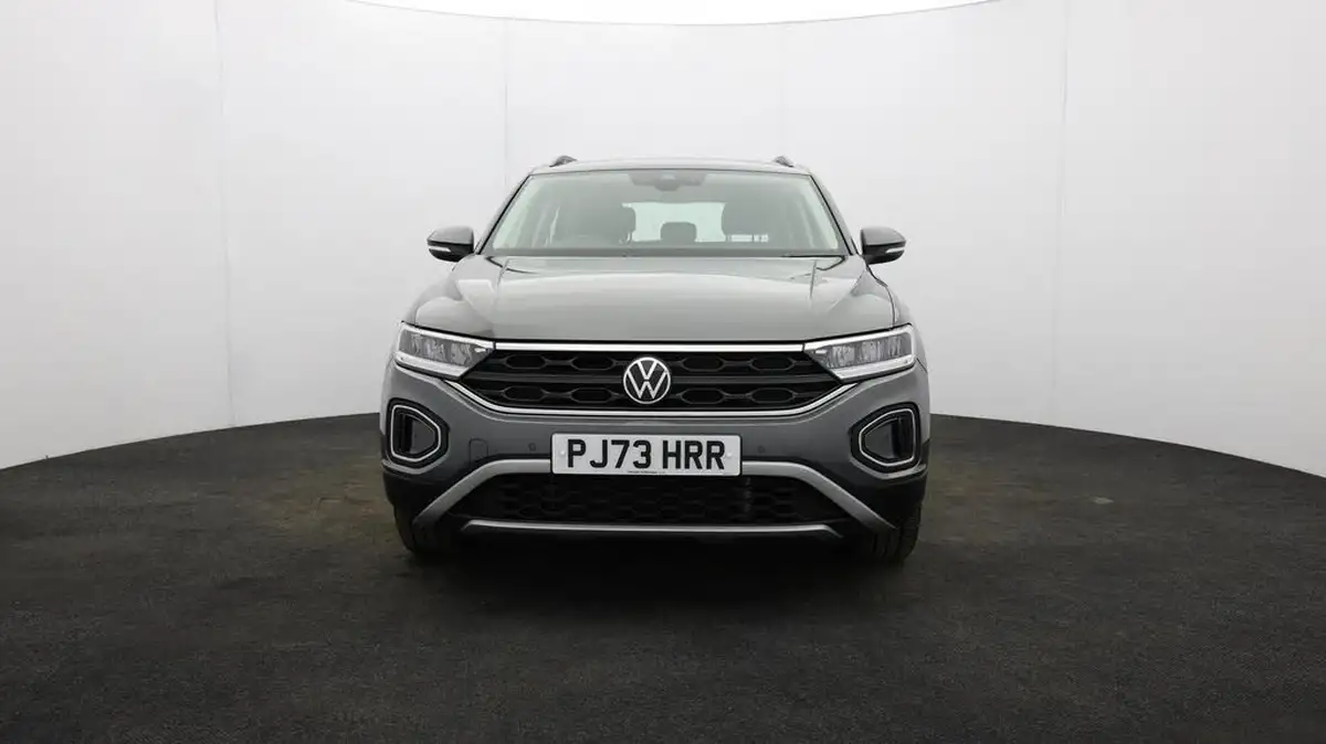 2023-volkswagen-t-roc-10-tsi-life-big-44