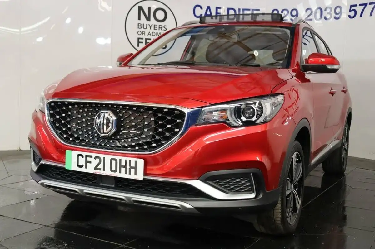 2021-mg-zs-suv-e-exclusive-ev-big-12