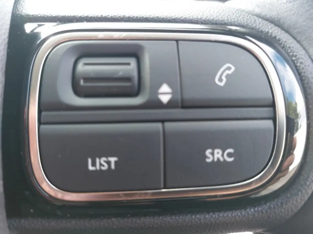 2023-citroen-c3-aircross-15bluehdi-shine-big-18