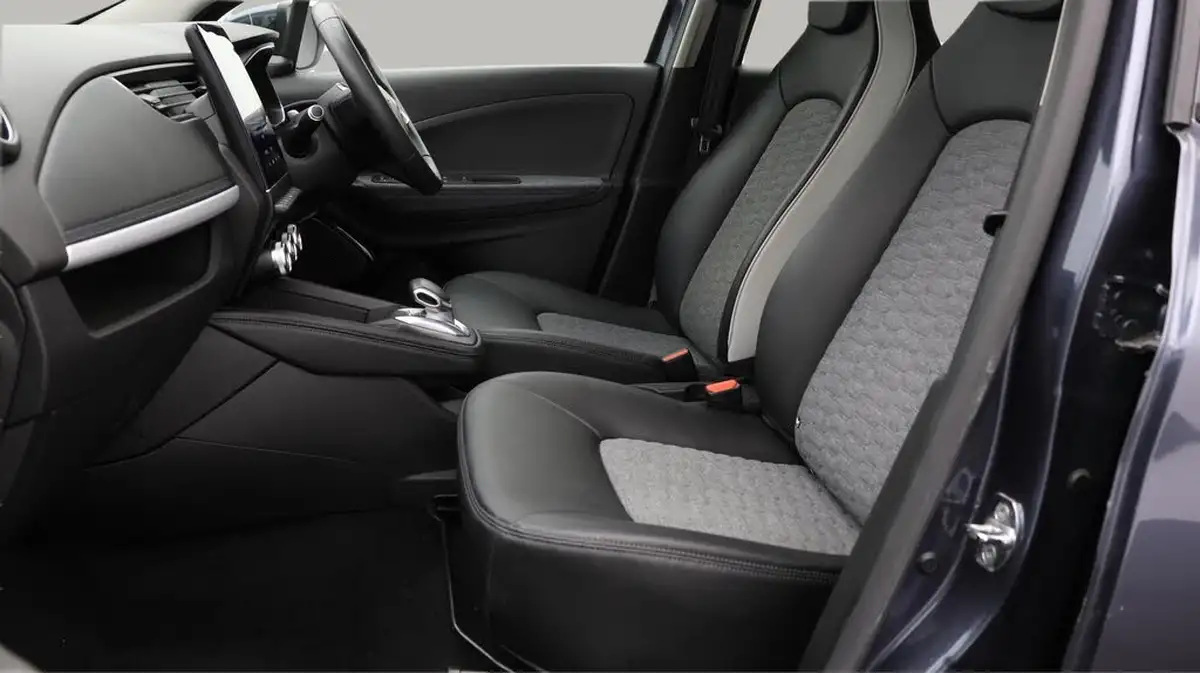 2020-renault-zoe-e-i-gt-line-rapid-charge-big-14