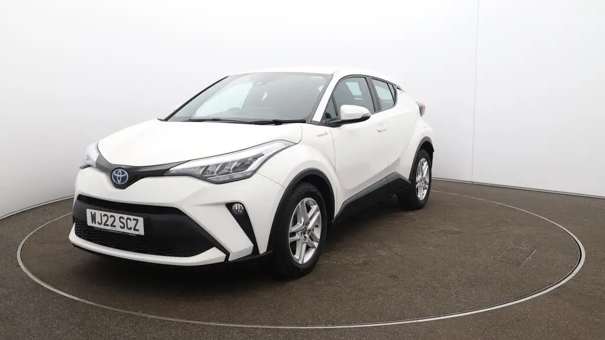 2022-toyota-c-hr-18-vvt-i-icon-big-38