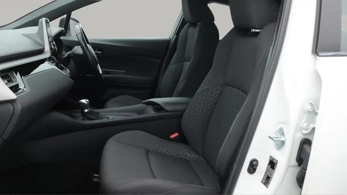 2022-toyota-c-hr-18-vvt-i-icon-big-14