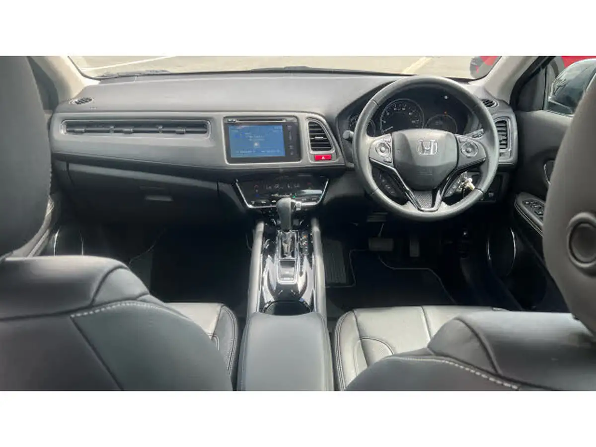 2018-honda-hr-v-15-i-vtec-se-cvt-big-3