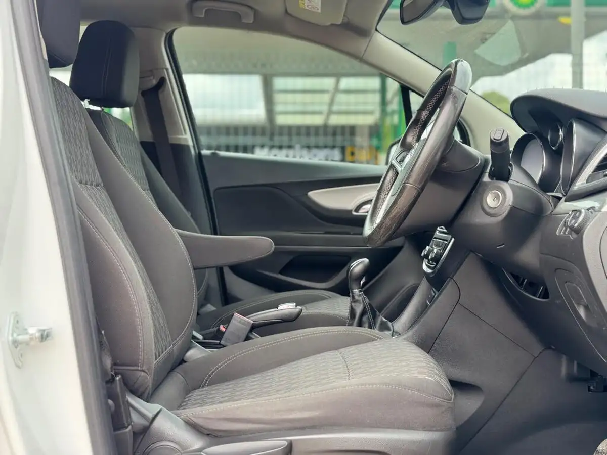 2014-vauxhall-mokka-16-exclusiv-big-35