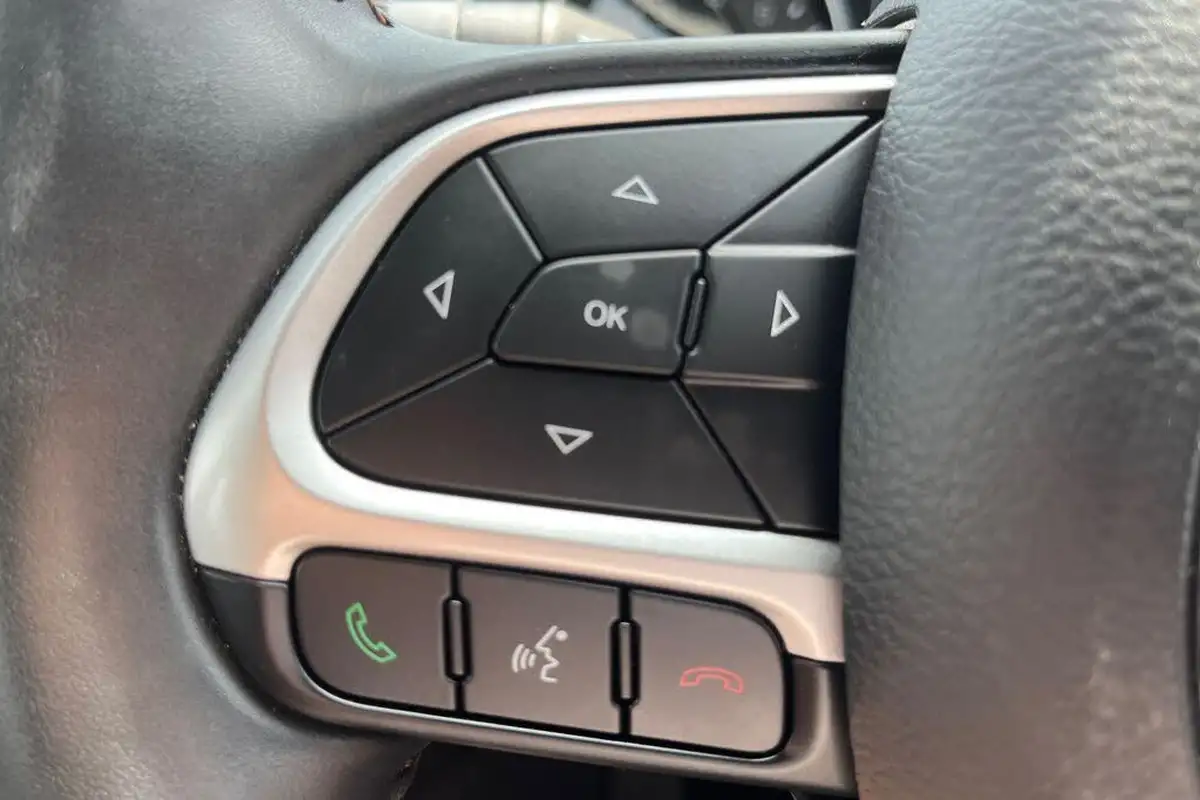 2021-jeep-compass-14-multiair-ii-longitude-168bhp-4x4-auto-big-15