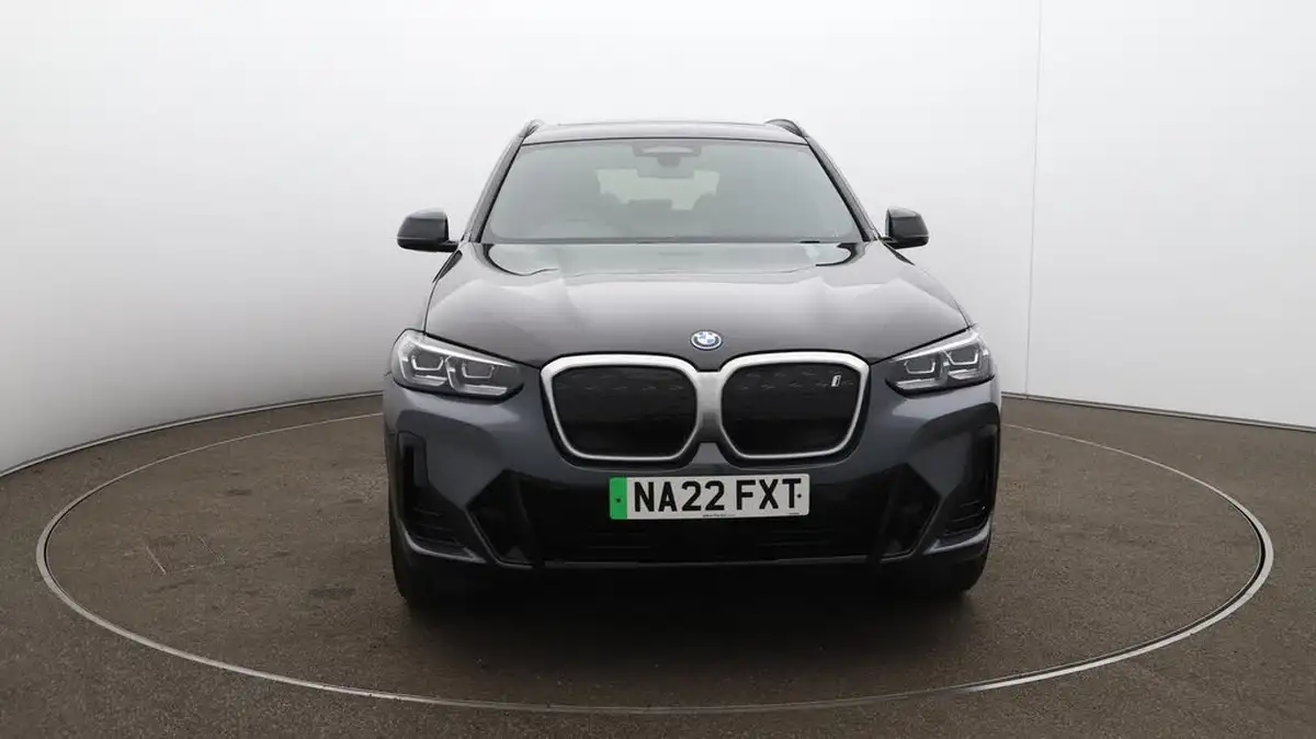 2022-bmw-ix3-e-m-sport-big-44