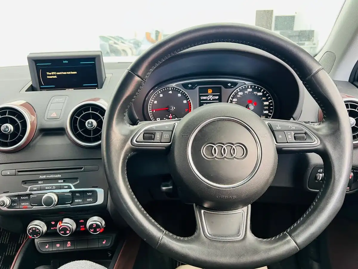 2014-audi-a1-14-122ps-sportback-5d-1390cc-s-tronic-big-16