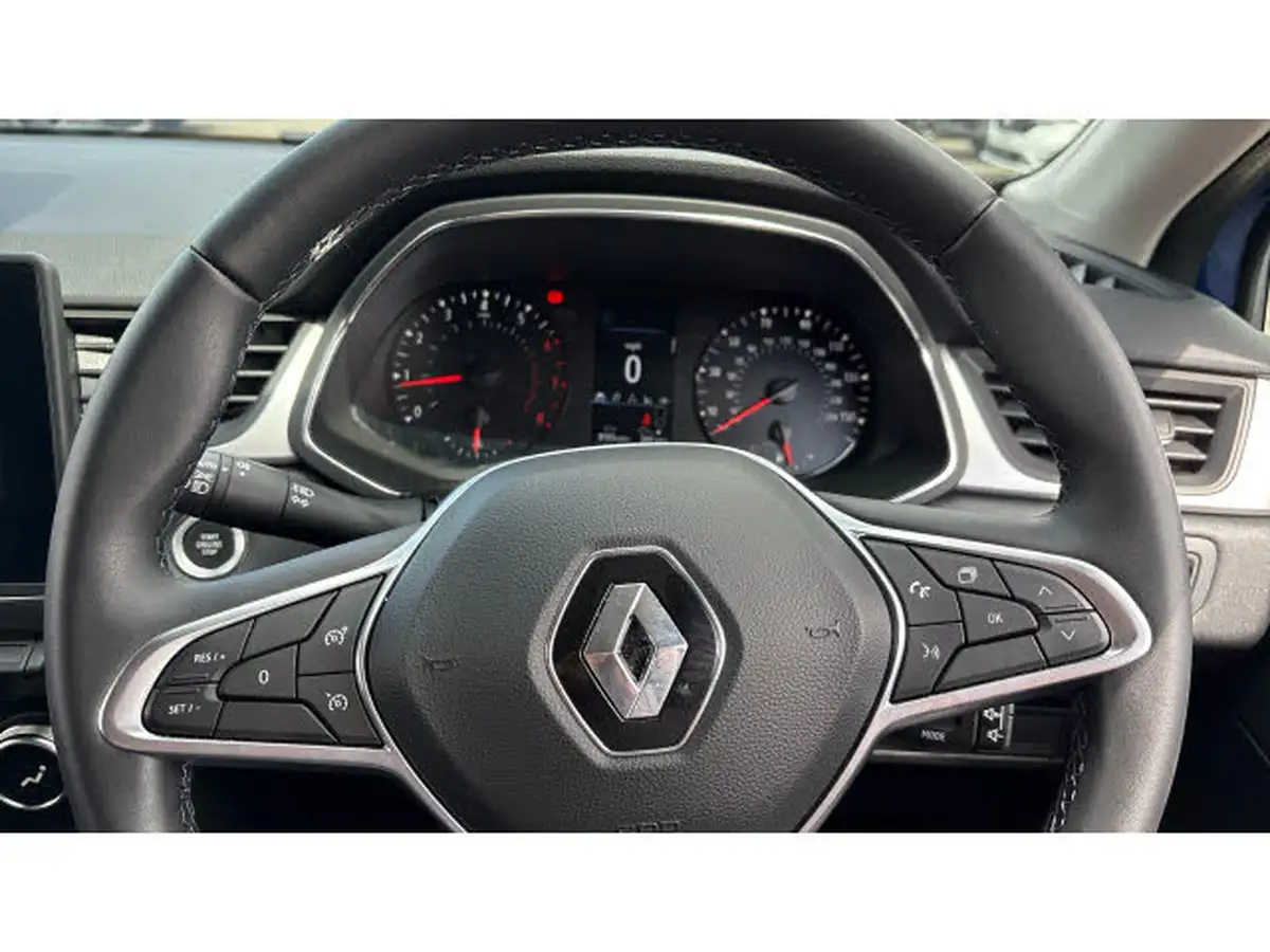2021-renault-captur-13-tce-iconic-140ps-big-31
