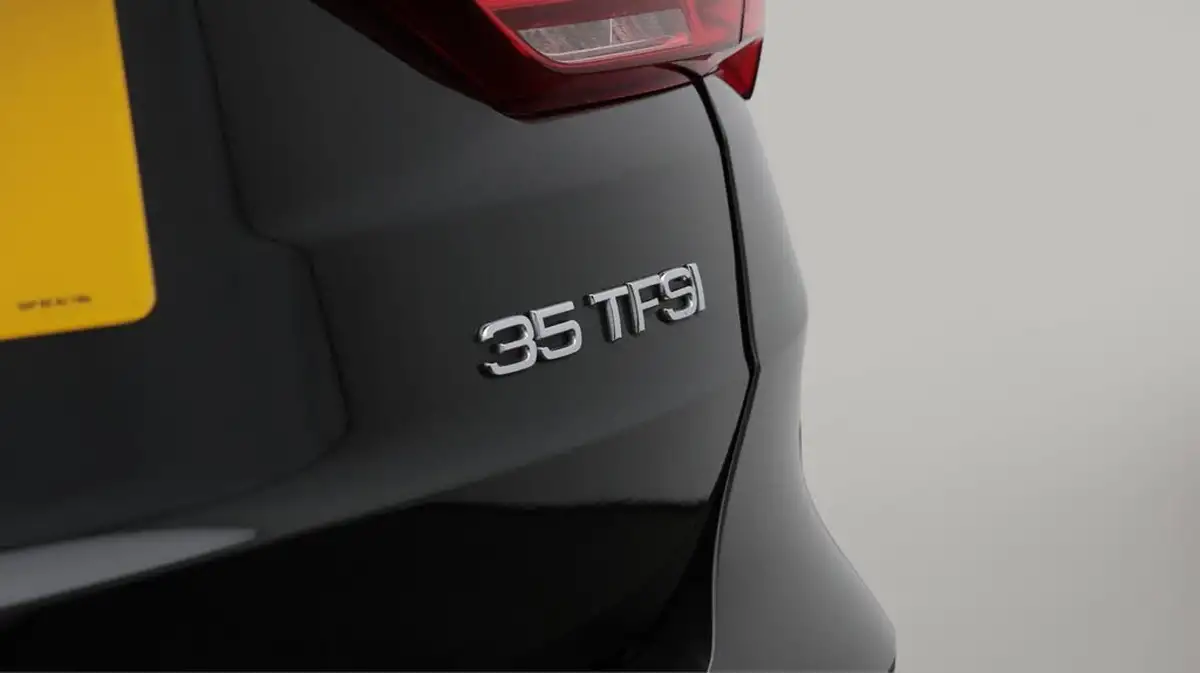 2022-audi-q3-15-35-tfsi-s-line-cod-sportback-big-22