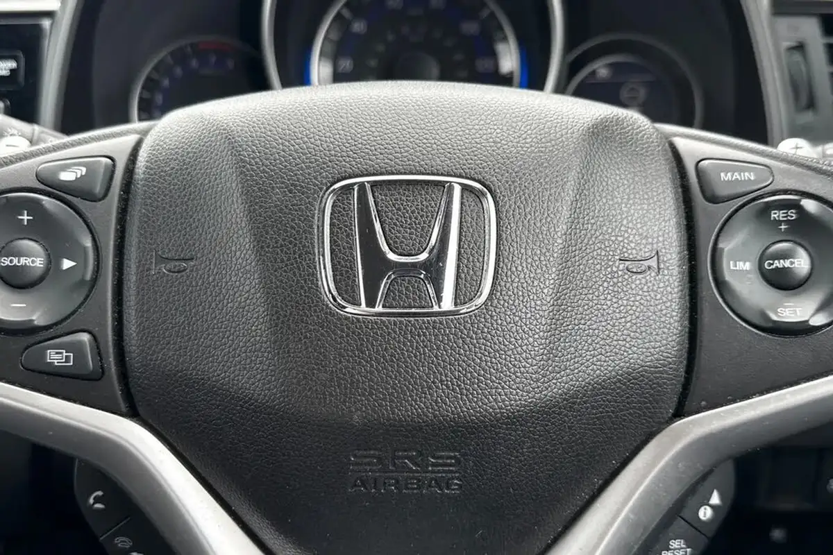 2018-honda-jazz-13-i-vtec-ex-navi-cvt-big-31
