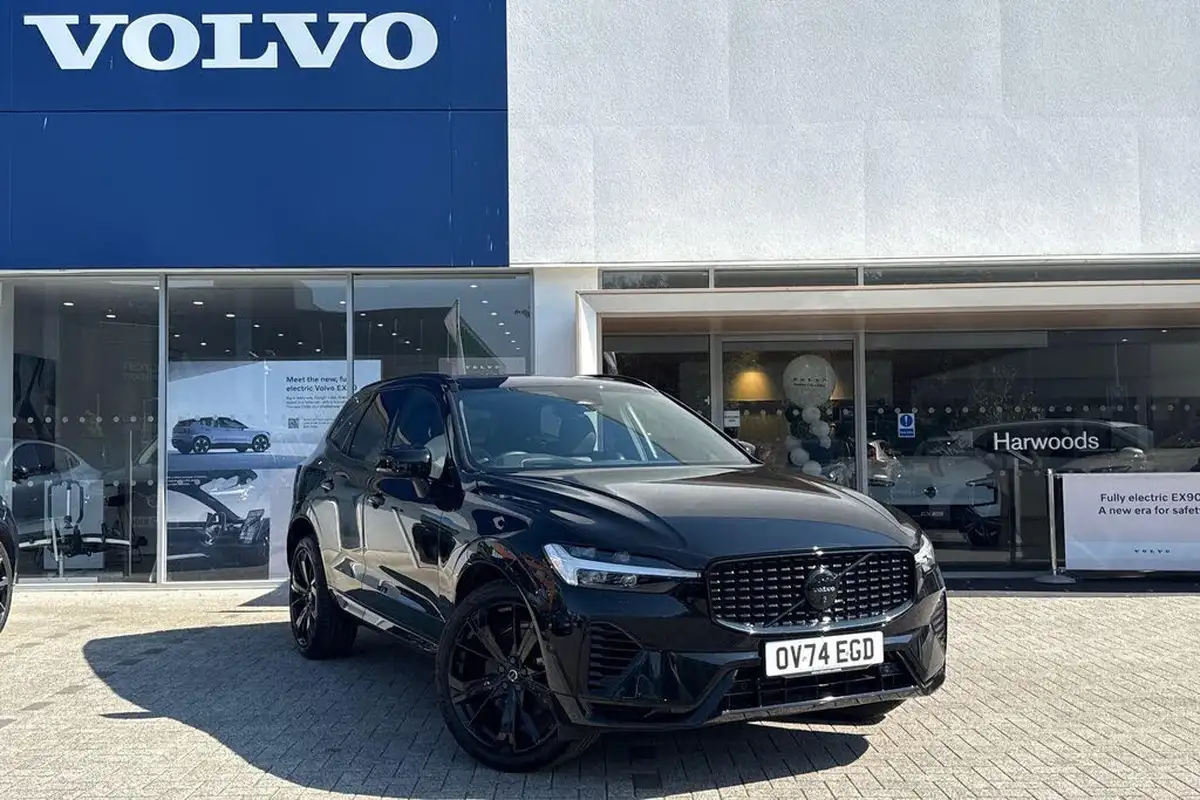 2024-volvo-xc60-20-t8-ultra-black-edition-big-0