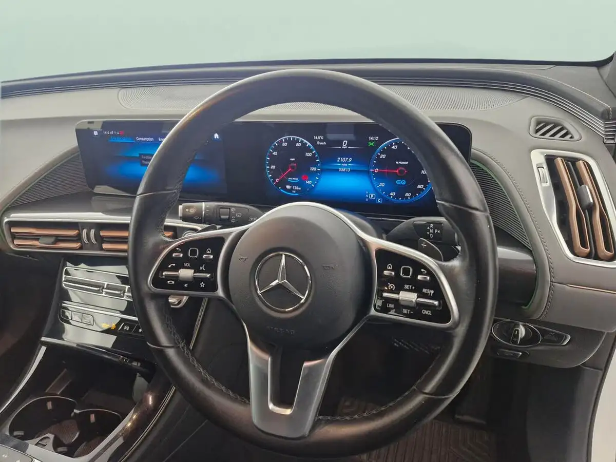 2021-mercedes-benz-eqc-e-eqc-400-sport-big-2