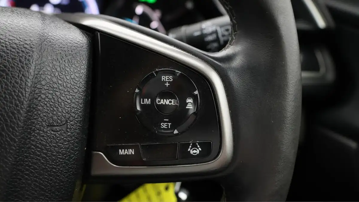2020-honda-civic-10-vtec-turbo-sr-hatchback-5d-big-23