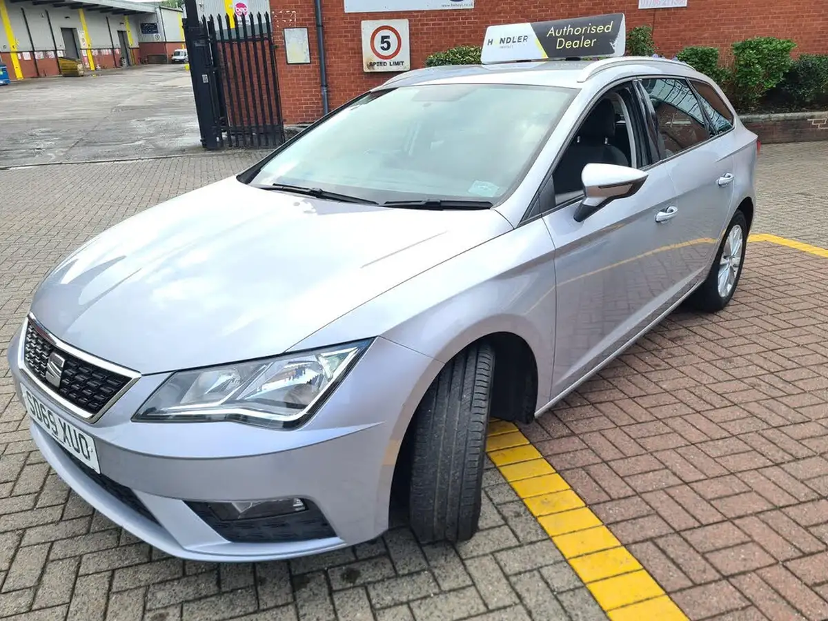 2020-seat-leon-16tdi-se-estate-big-6