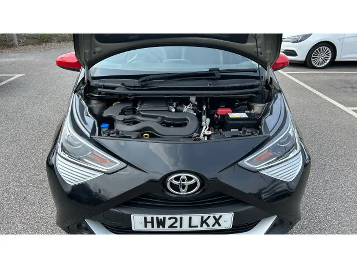 2021-toyota-aygo-10-vvt-i-x-play-tss-big-7