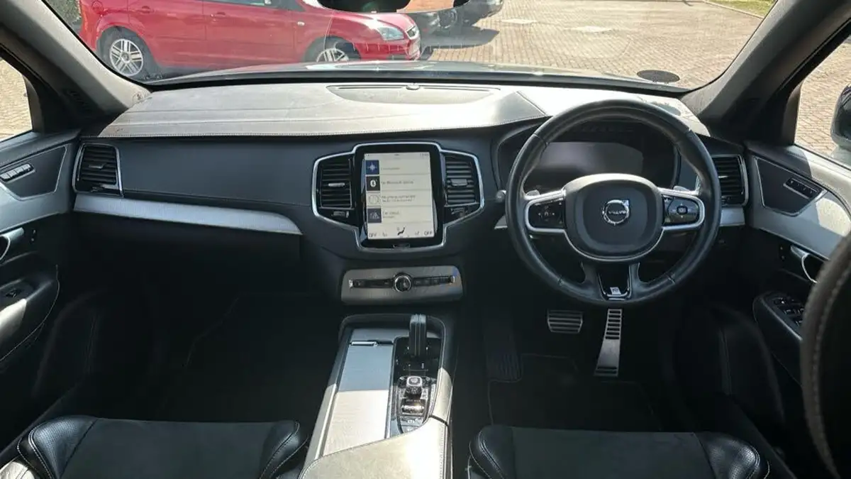 2020-volvo-xc90-20td-b5-r-design-big-4