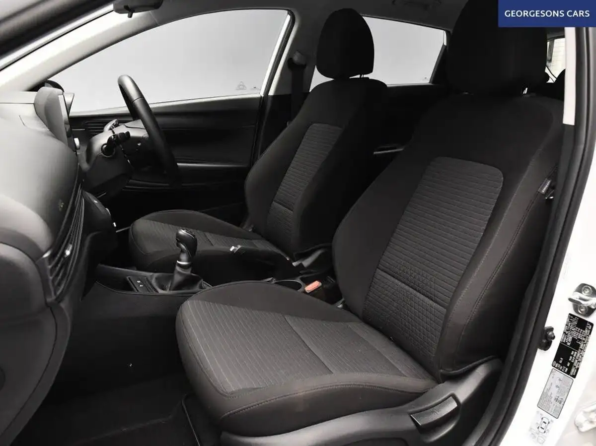 2022-hyundai-i20-10-t-gdi-se-connect-eclutch-imt-big-13