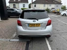 2015-toyota-yaris-15-vvt-i-sport-hybrid-small-5