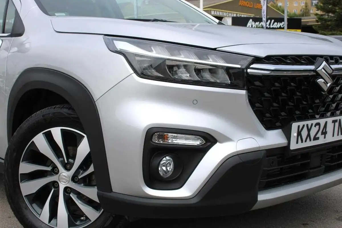 2024-suzuki-s-cross-14-boosterjet-ultra-allgrip-big-8