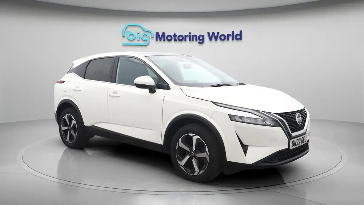 2022-nissan-qashqai-13-dig-t-n-connecta-140ps-big-1