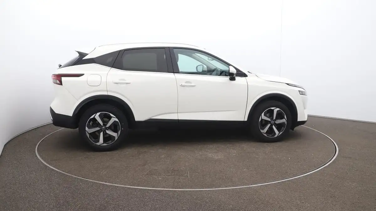 2022-nissan-qashqai-13-dig-t-n-connecta-140ps-big-49