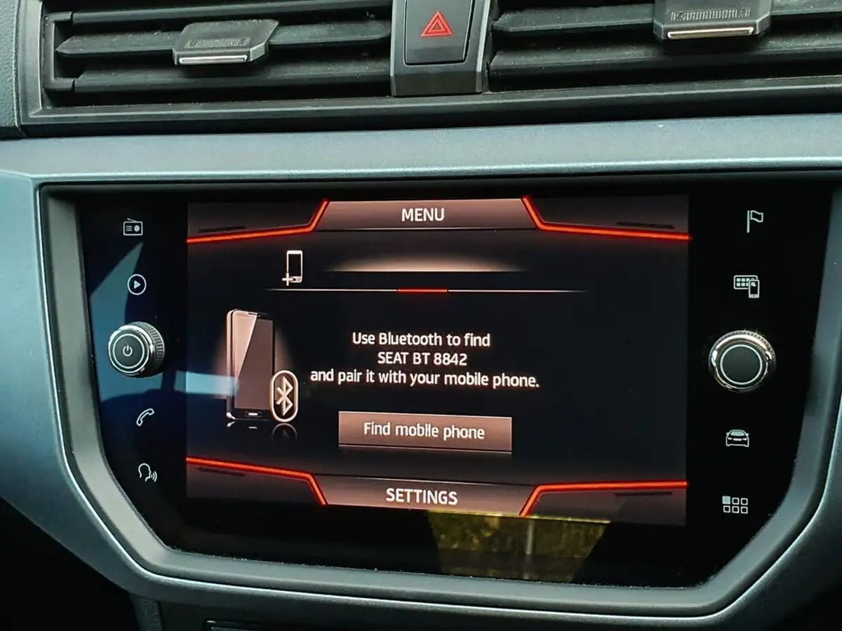 2019-seat-arona-10-tsi-se-technology-95ps-ss-big-24