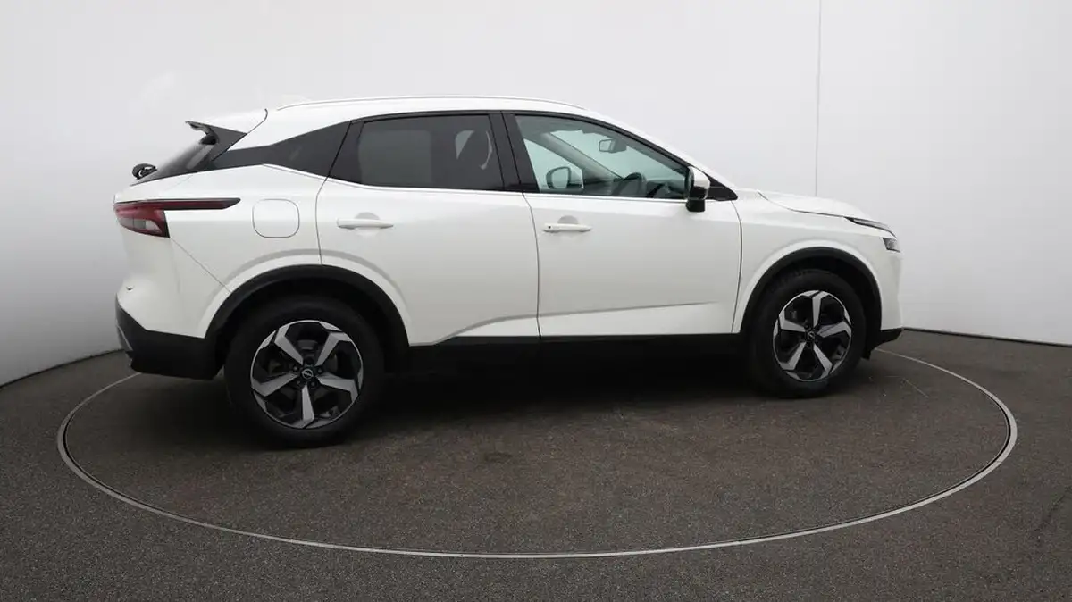 2022-nissan-qashqai-13-dig-t-n-connecta-140ps-big-50