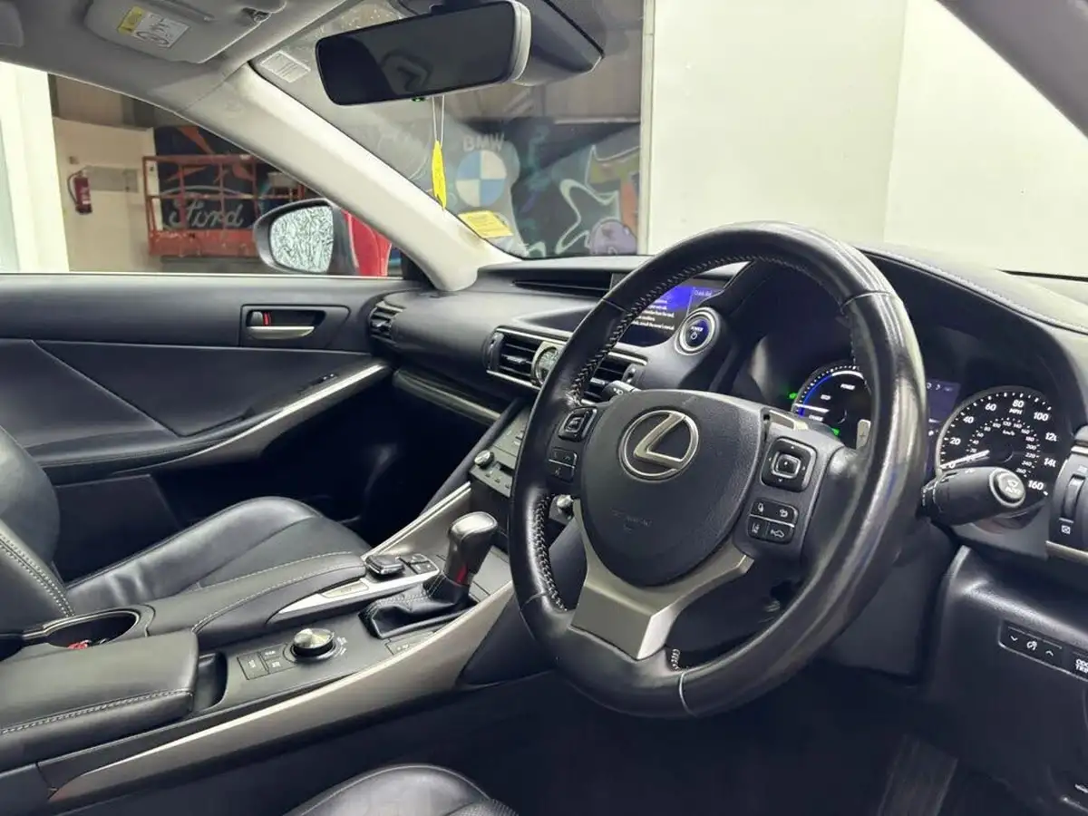 2018-lexus-is-300h-25-advance-lexus-navigation-big-21