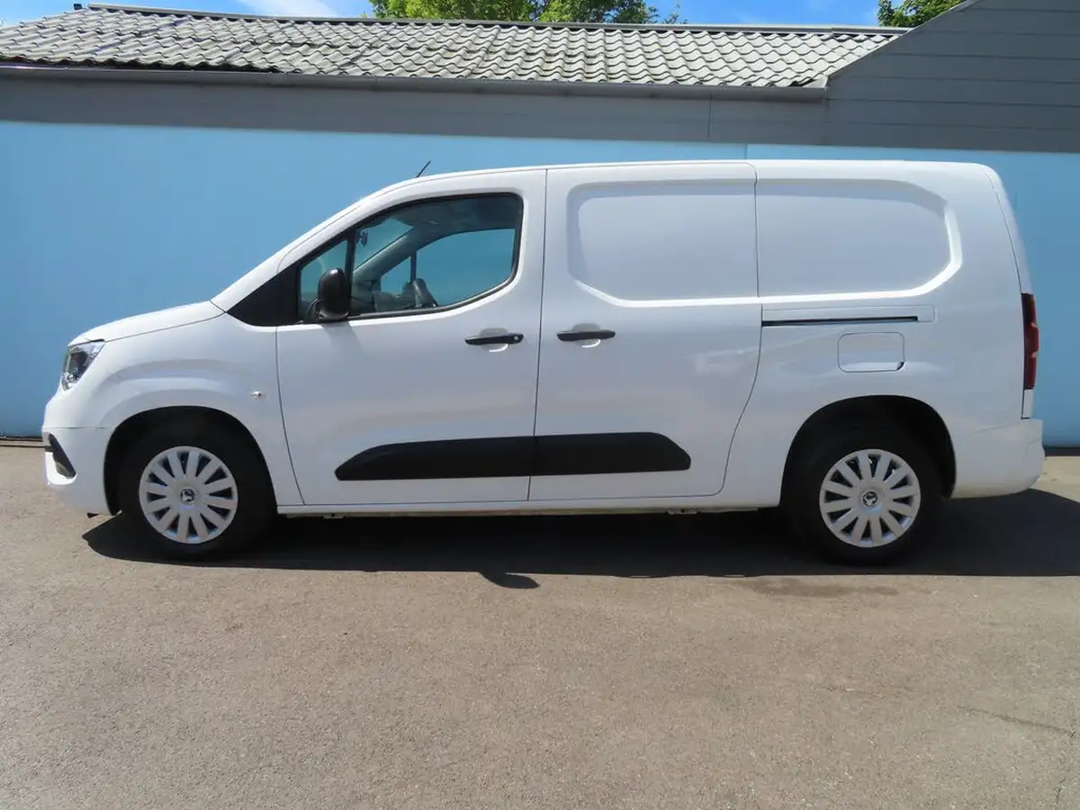 2020-vauxhall-combo-15cdti-sportive-2300-100pseu6d-t-l2h1-crewcab-big-13
