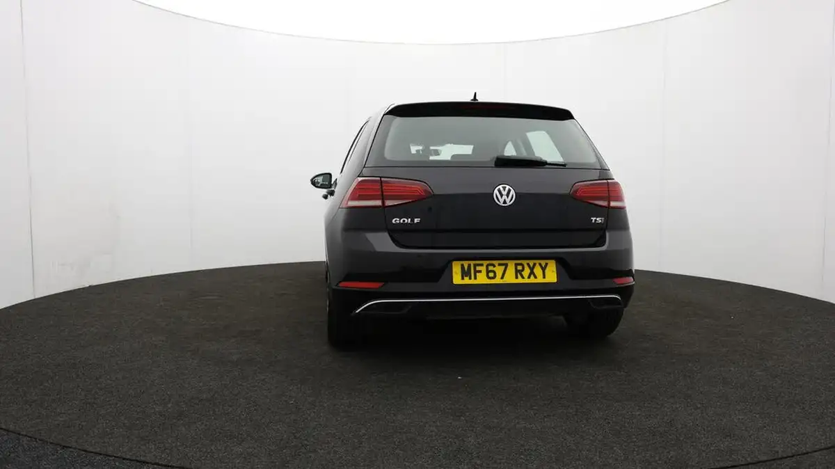 2017-volkswagen-golf-14-tsi-se-nav-ss-hatchback-5d-big-45