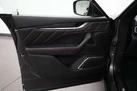 2021-maserati-levante-38-trofeo-small-18