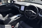 2025-volvo-xc60-20-b5-plus-black-edition-small-4