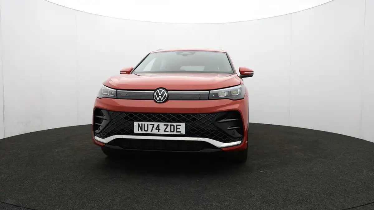2024-volkswagen-tiguan-15-etsi-r-line-big-61