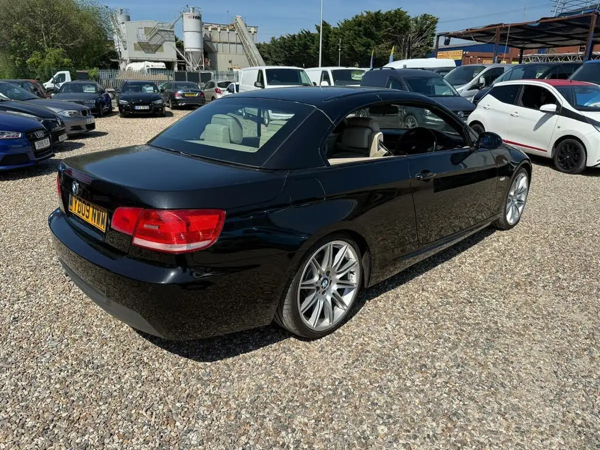 2009-bmw-3-series-20td-320d-m-sport-convertible-2d-big-27