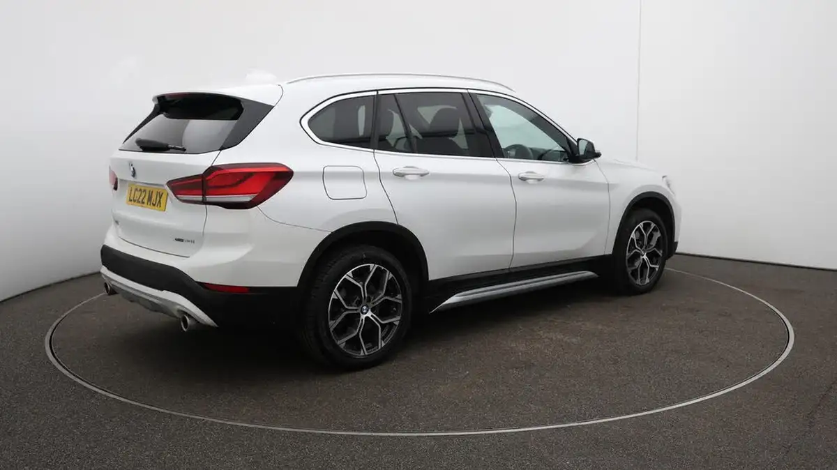 2022-bmw-x1-20-xdrive20i-xline-big-55