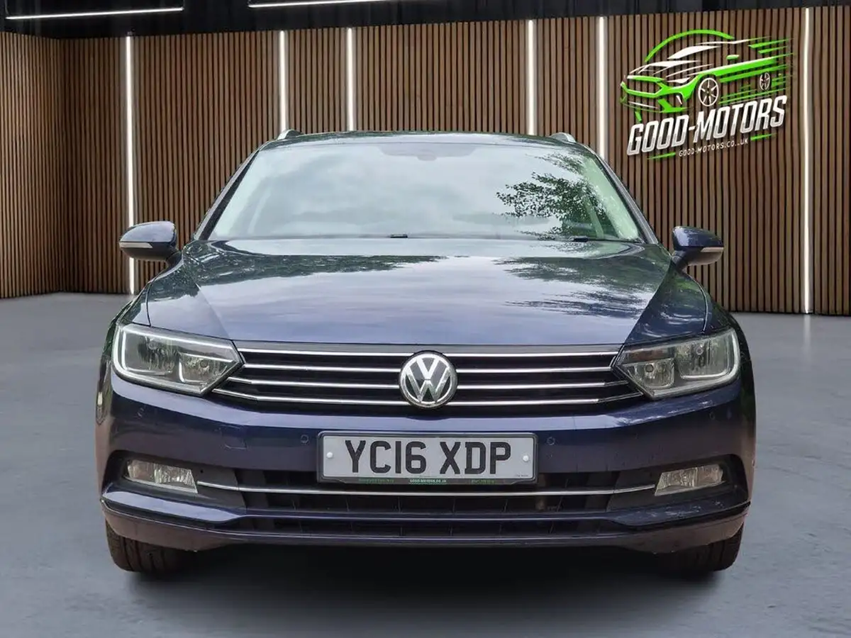 2016-volkswagen-passat-20tdi-se-business-estate-5d-big-4