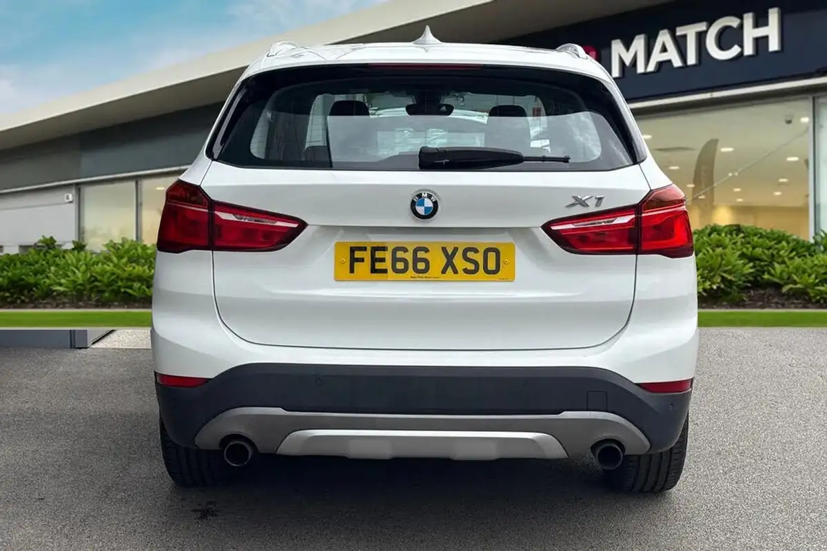 2017-bmw-x1-20-xdrive20i-xline-big-3