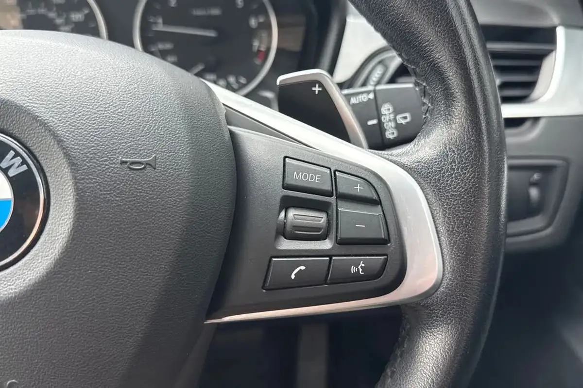 2017-bmw-x1-20-xdrive20i-xline-big-55