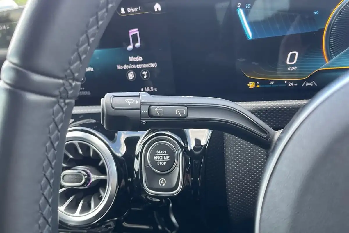 2021-mercedes-benz-a-class-20-a35-amg-premium-edition-hatchback-5d-big-40