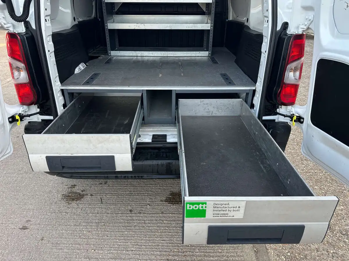 2019-vauxhall-combo-16cdti-edition-2300-100pseu6-l1h1-panel-big-9