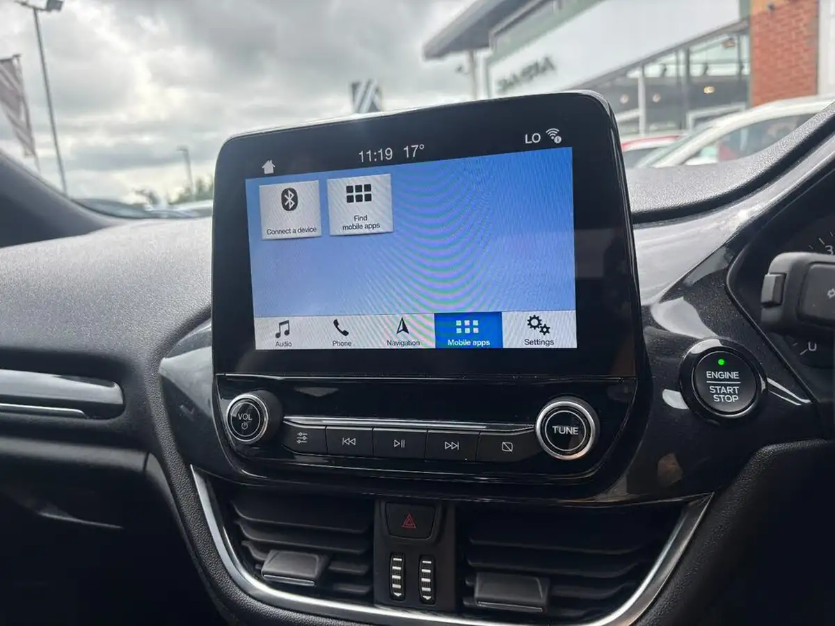 2018-ford-fiesta-10t-st-line-x-100ps-5d-big-26