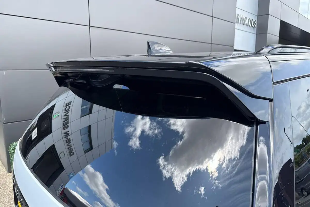 2021-land-rover-discovery-30-d250-r-dynamic-se-250ps-big-48