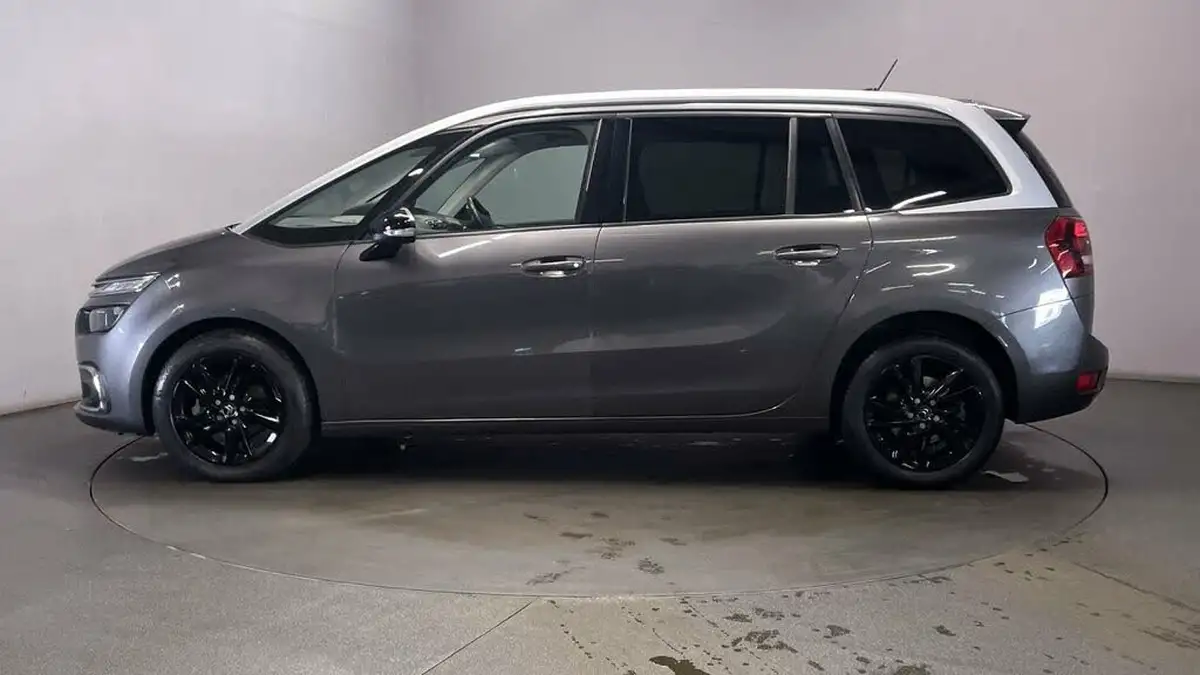 2022-citroen-grand-c4-spacetourer-12-puretech-sense-eat8-big-4