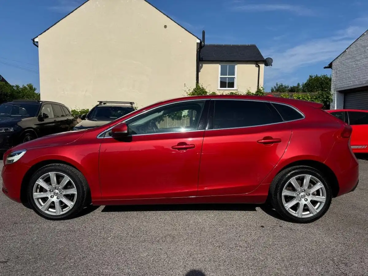 2019-volvo-v40-20td-d2-inscription-big-6