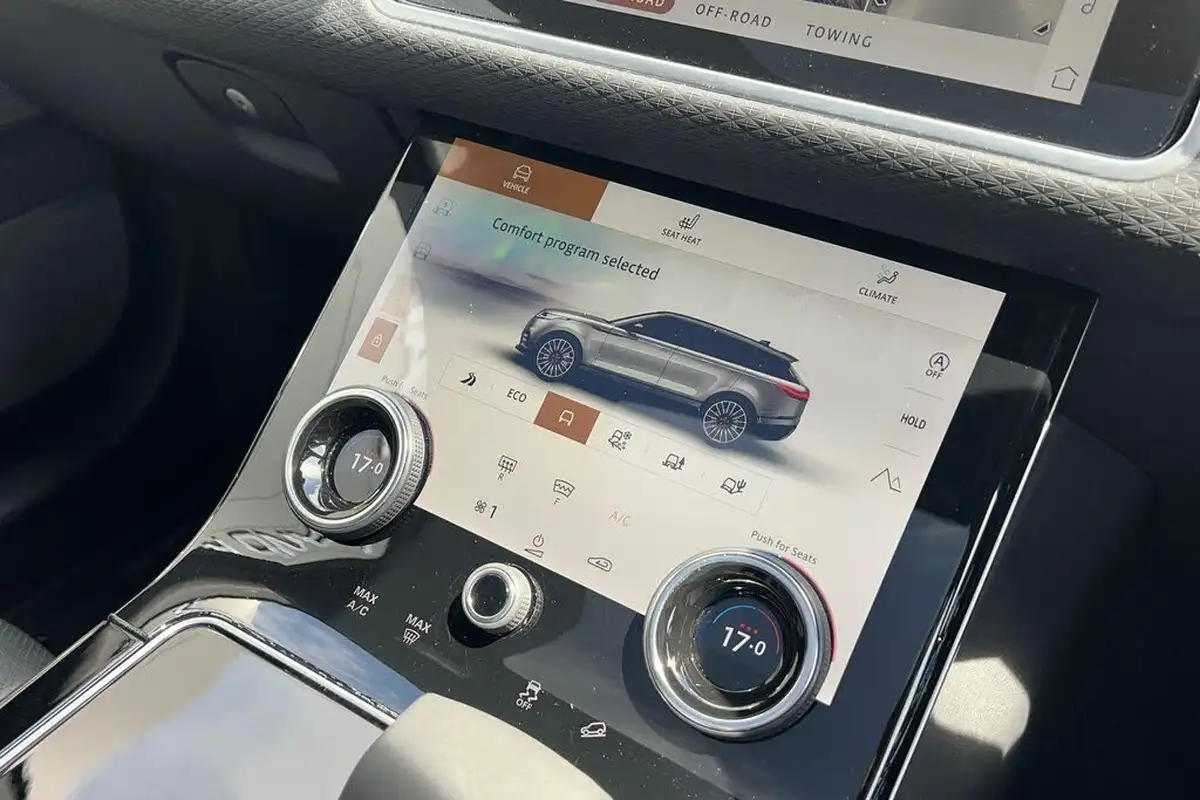 2021-land-rover-range-rover-velar-big-55