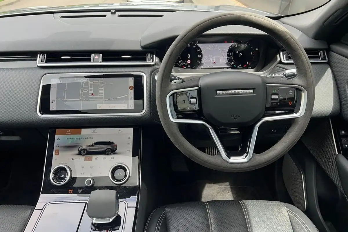 2021-land-rover-range-rover-velar-big-31