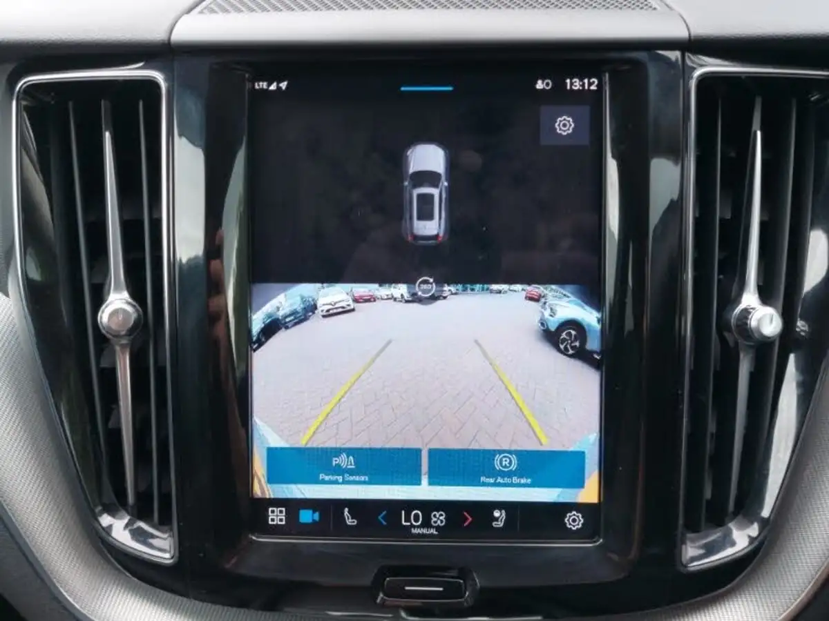 2023-volvo-xc60-20td-b4-plus-big-9
