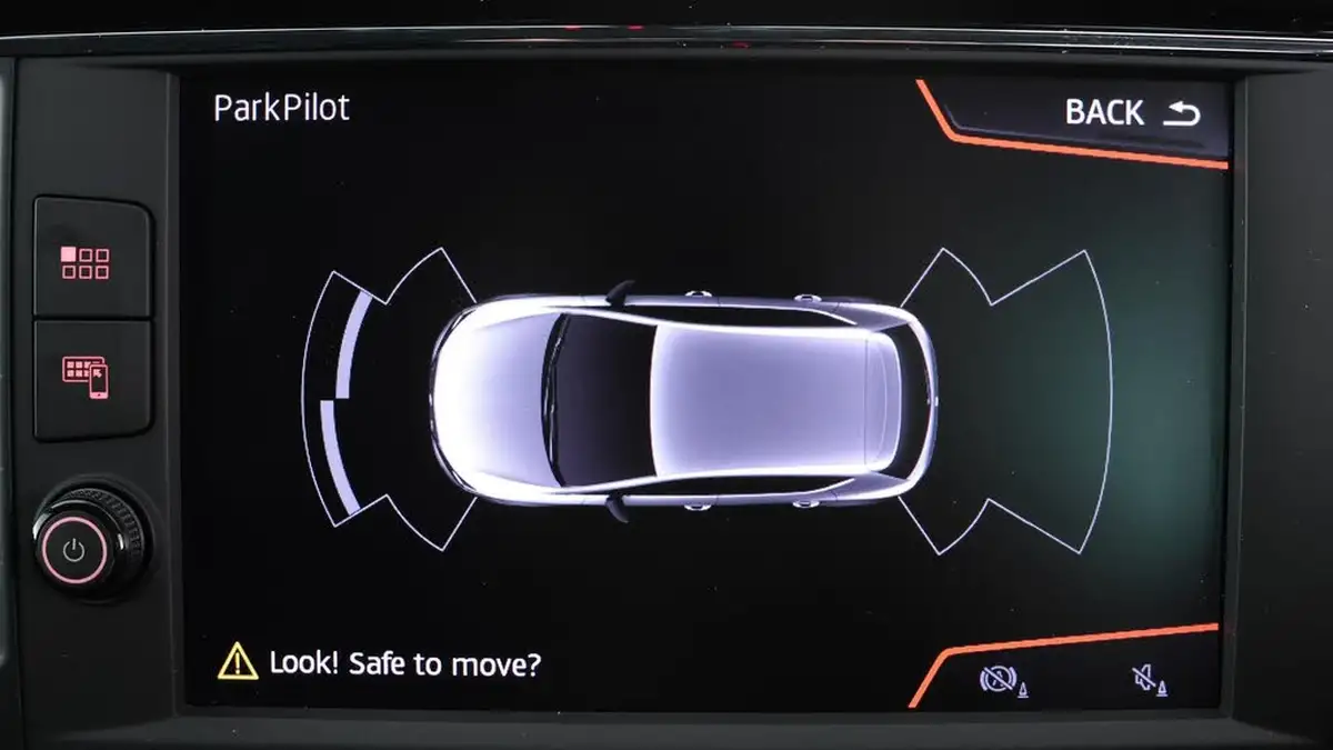 2020-seat-leon-20-tsi-cupra-lux-big-47