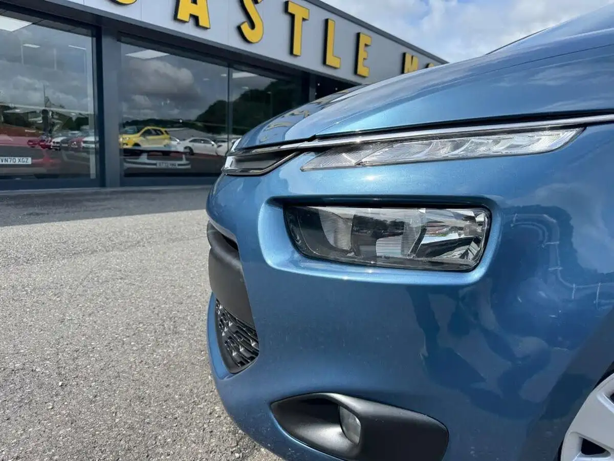 2015-citroen-c4-picasso-16bluehdi-vtr-120ps-big-26